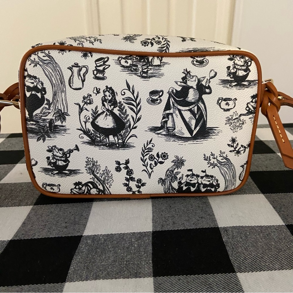 Alice in Wonderland 2022 Crossbody Bag - Picture 7 of 16